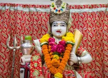 Explore the Exhilarating Adventure of Temple Trekking!